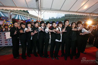 SJ-MTVAsia2008_11_s.jpg