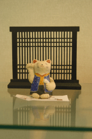11-黒崎作陶展－招き猫－縦